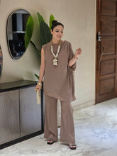 One shoulder coord set